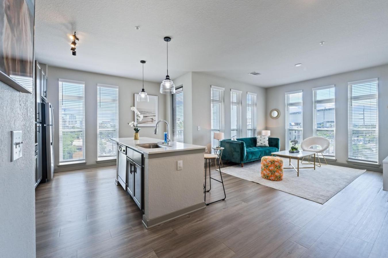 Central Avenue 2 Bed Mins From Tropicana Field Sint-Petersburg Buitenkant foto