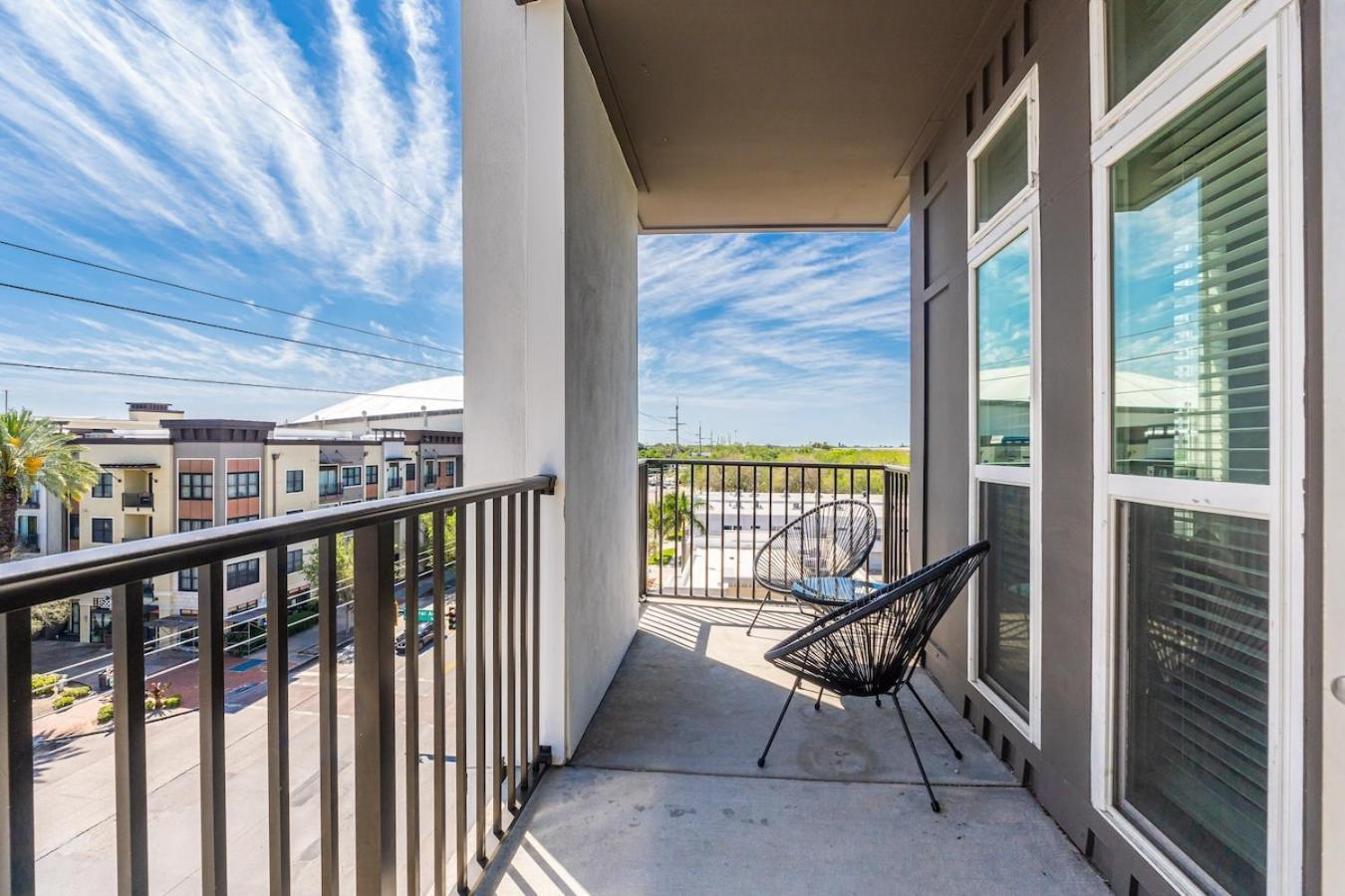 Central Avenue 2 Bed Mins From Tropicana Field Sint-Petersburg Buitenkant foto