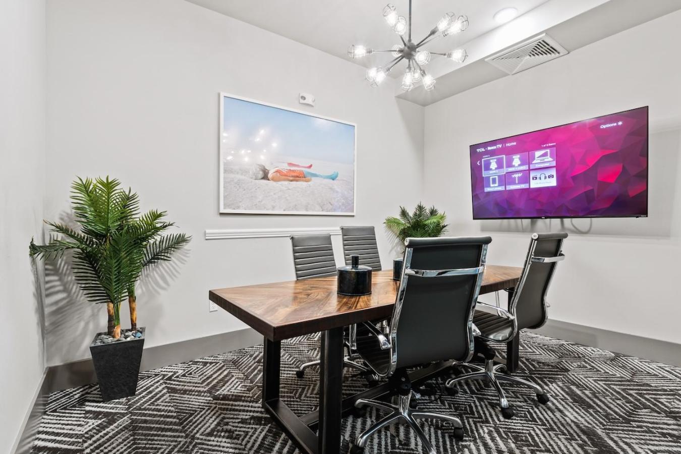 Central Avenue 2 Bed Mins From Tropicana Field Sint-Petersburg Buitenkant foto