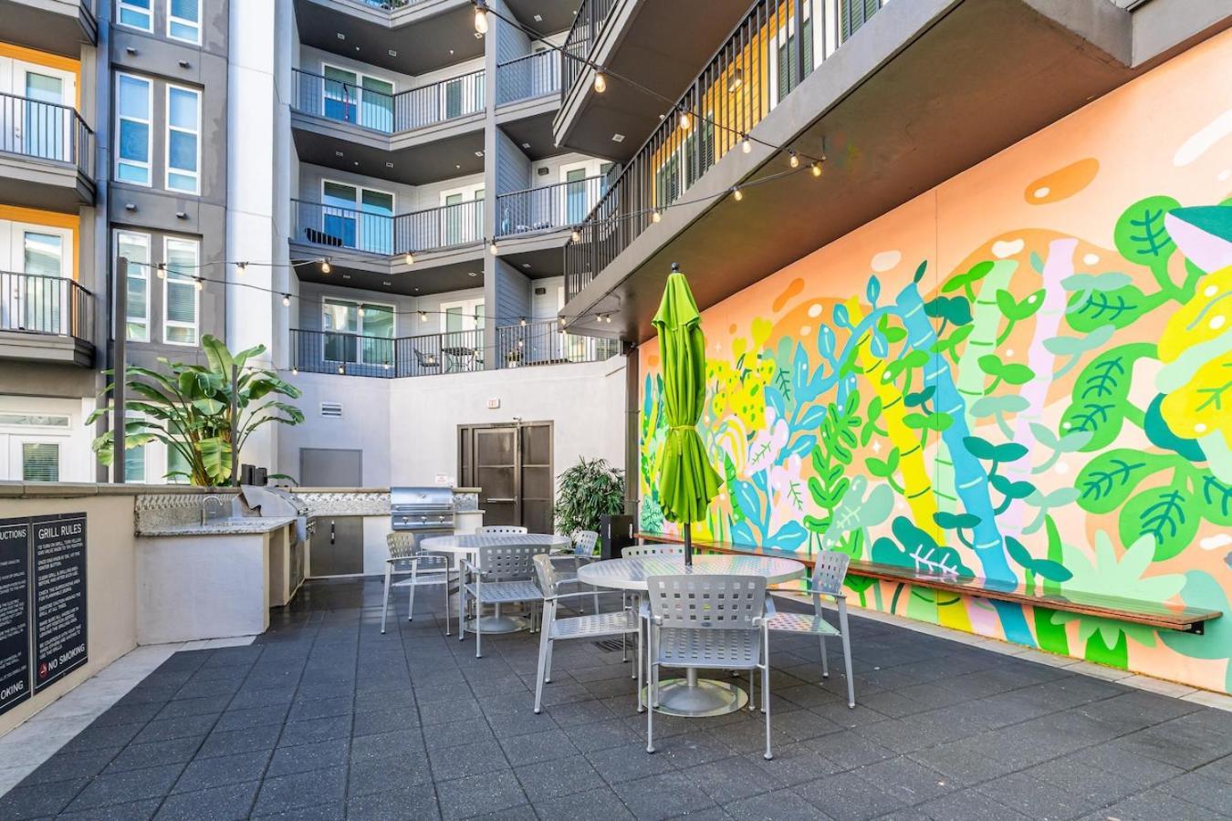 Central Avenue 2 Bed Mins From Tropicana Field Sint-Petersburg Buitenkant foto