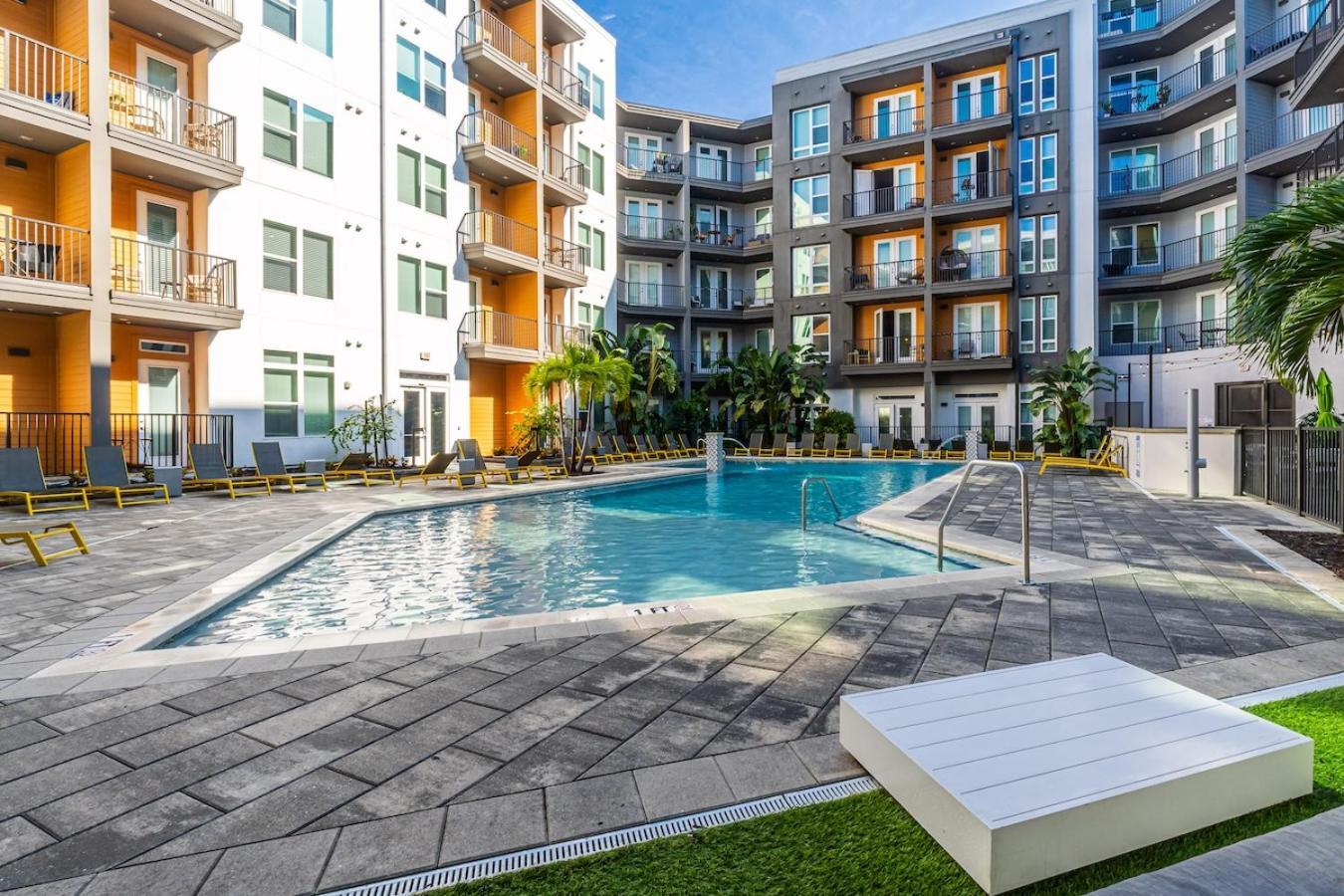 Central Avenue 2 Bed Mins From Tropicana Field Sint-Petersburg Buitenkant foto